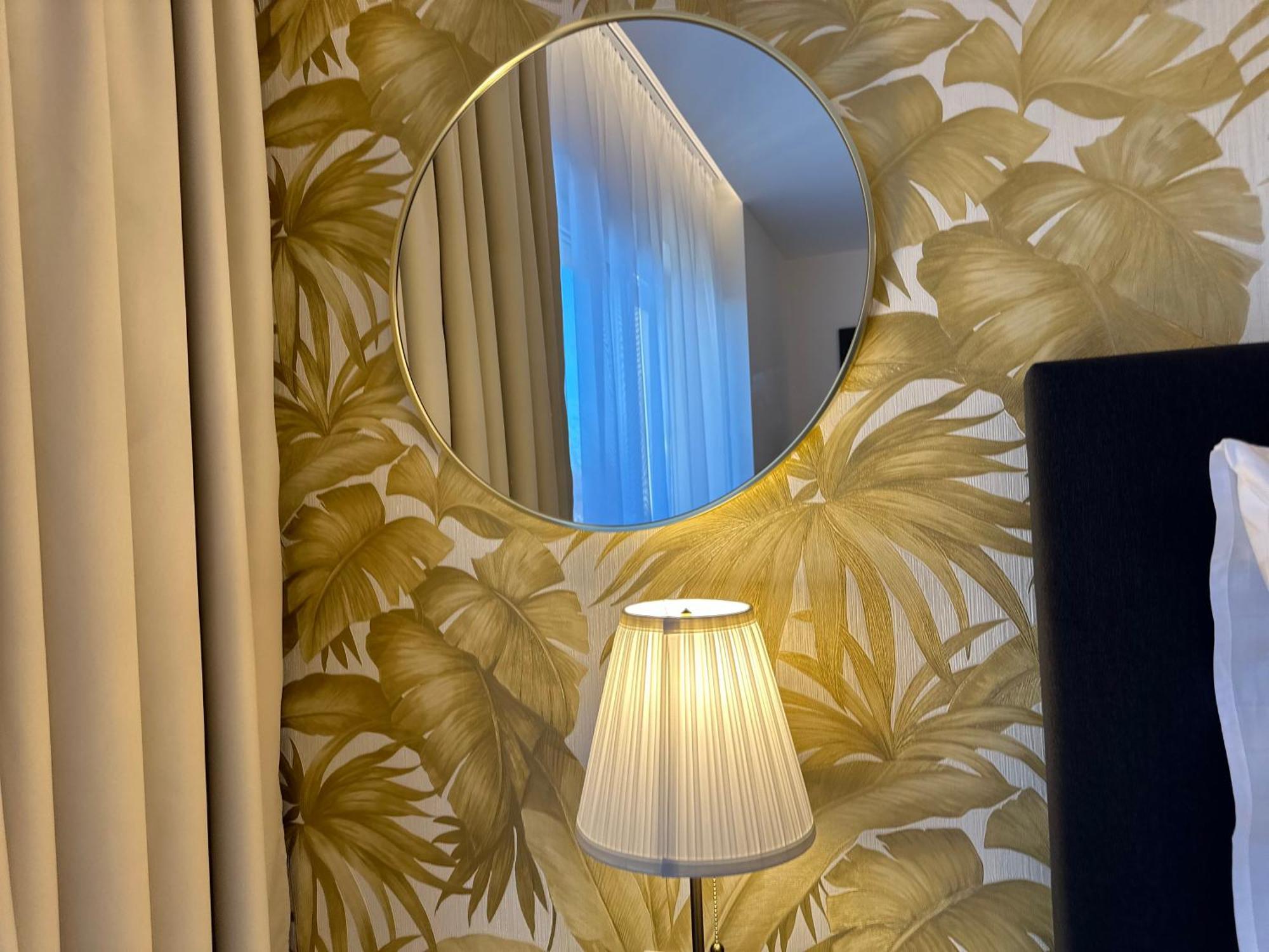 Villa Mala Praha Experience In The Center Of ชิลินา ภายนอก รูปภาพ