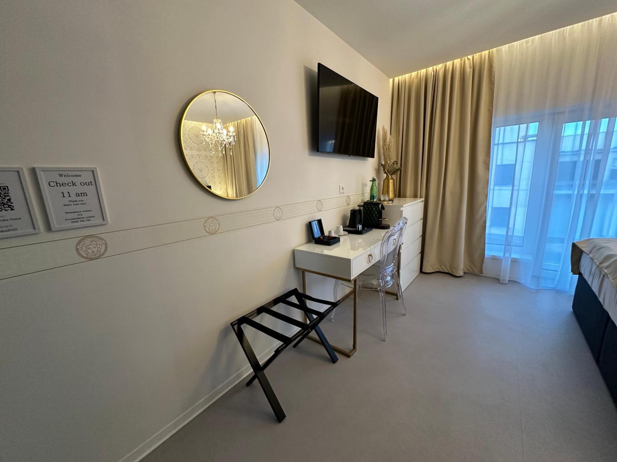 Villa Mala Praha Experience In The Center Of ชิลินา ภายนอก รูปภาพ